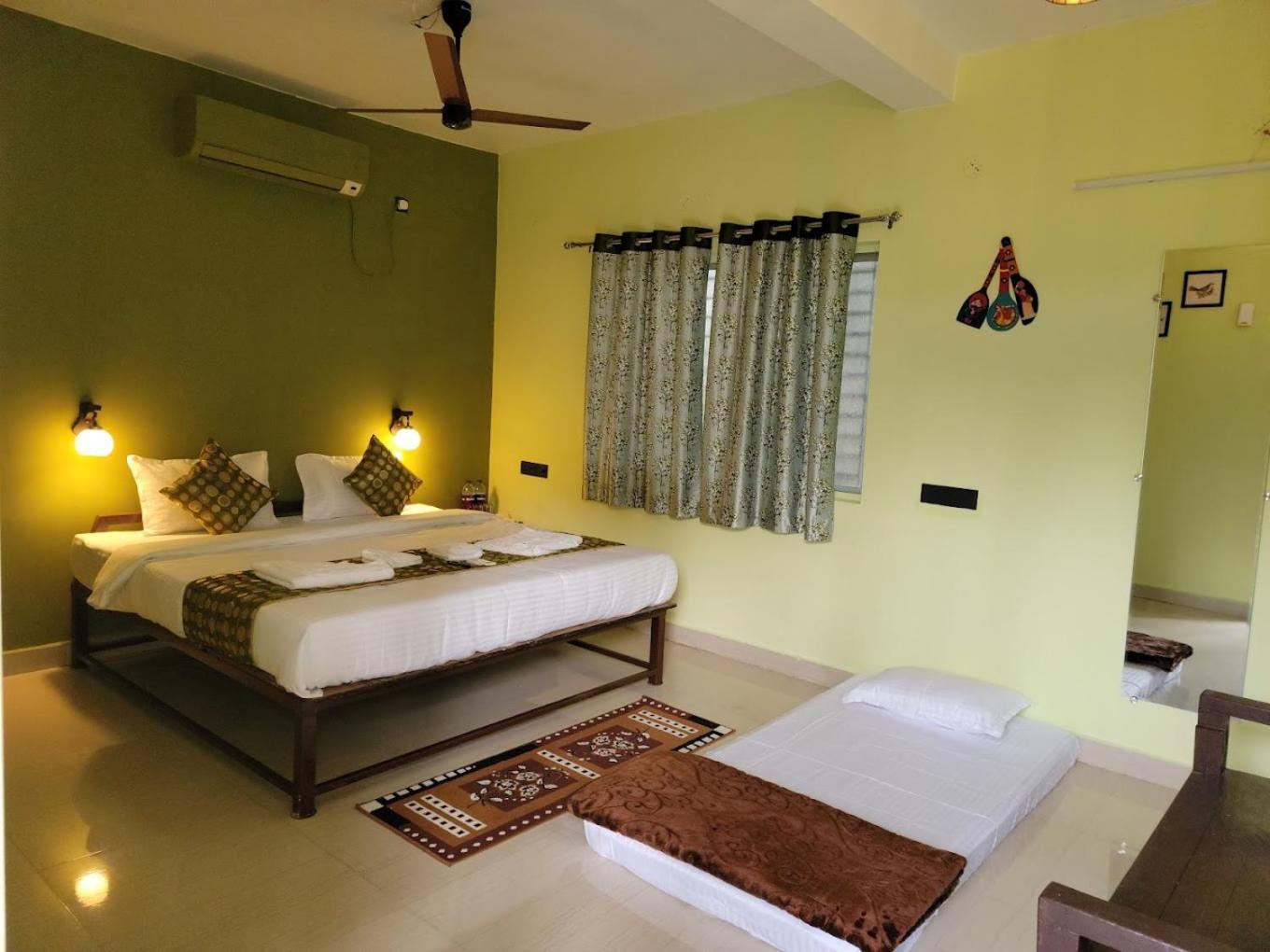 Pench Tiger Trails Resort Khawāsa Exteriör bild